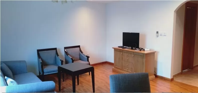 Residential Ready Property 2 Bedrooms F/F Apartment  for rent in Al-Nasr , Doha-Qatar #11402 - 1  image 